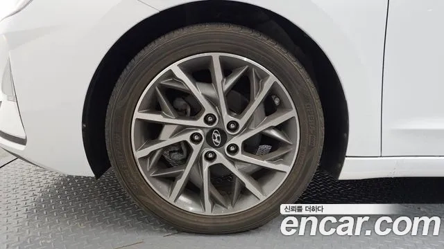 Hyundai The New Avante AD id 2946091 из Кореи 15