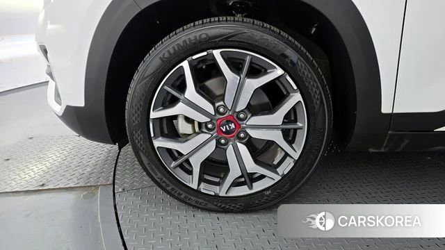 Kia Seltos id 4344728 из Кореи 25