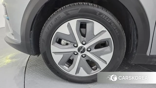 Kia Niro EV id 3017278 из Кореи 15