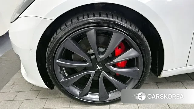 Tesla Model 3 id 3319176 из Кореи 15