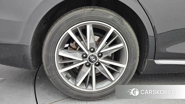 Hyundai The New Grandeur IG id 4618994 из Кореи 26