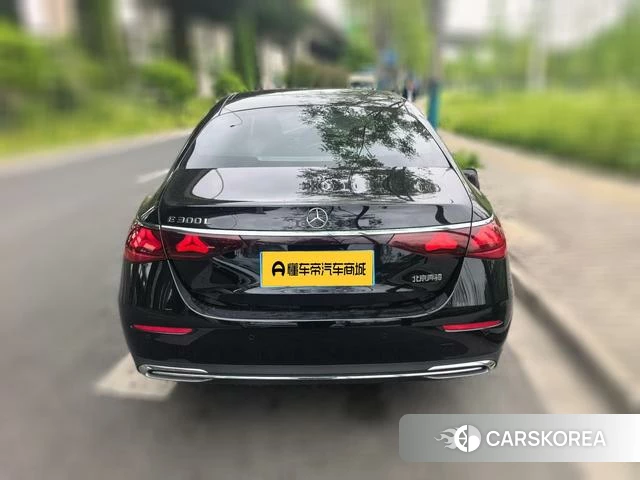 Mercedes-Benz E-class 2024 Черный из Китая, фото 5