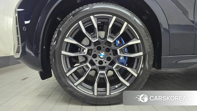 BMW X6 (G06) id 4387805 из Кореи 27