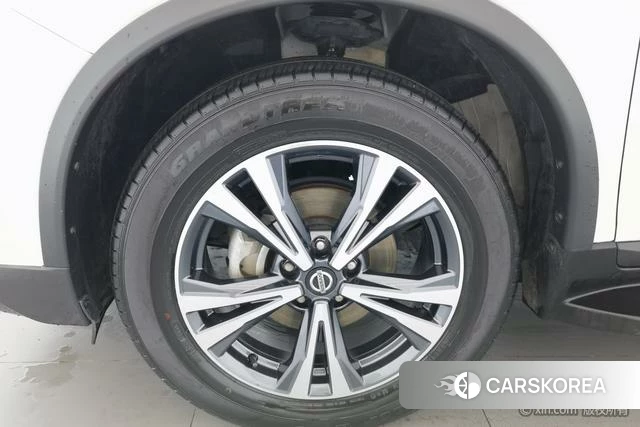 Nissan Qijun id 4321278 из Китая 19