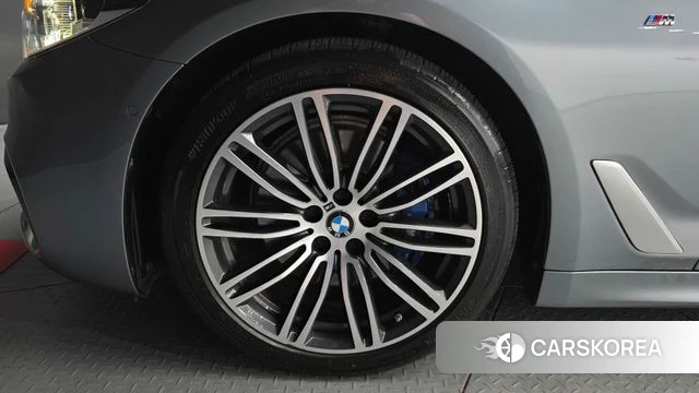 BMW 5 Series (G30) id 4722340 из Кореи 28