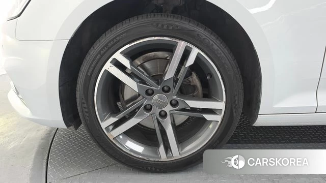 Audi A4 (B9) id 4356474 из Кореи 30