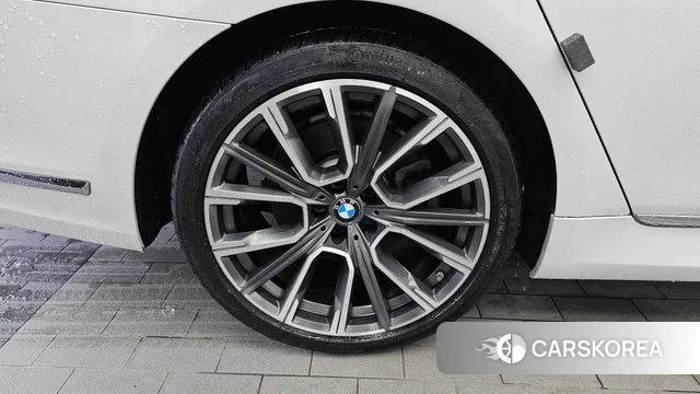 BMW 7 Series (G11) id 4604812 из Кореи 15