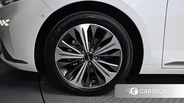 Kia K8 Hybrid id 3383886 из Кореи 15