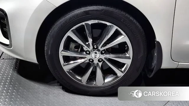 Kia The New Carnival id 3723296 из Кореи 15