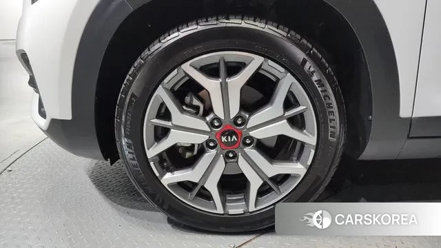 Kia Seltos id 3009022 из Кореи 15