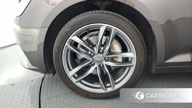 Audi A4 (B9) id 4318138 из Кореи 29