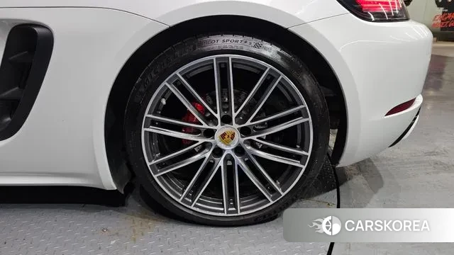 Porsche 718 Boxster id 3779257 из Кореи 15