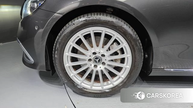 Mercedes-Benz E-Class W213 id 4625026 из Кореи 32