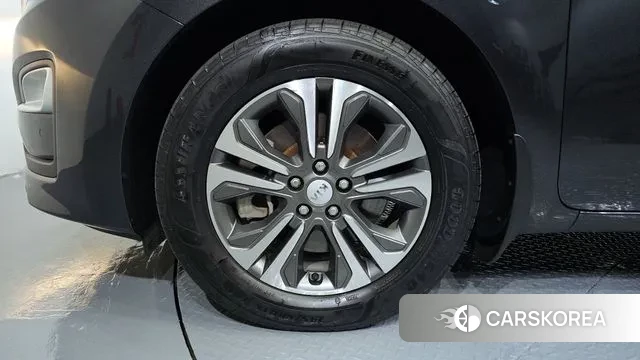 Kia The New Carnival id 3330734 из Кореи 15