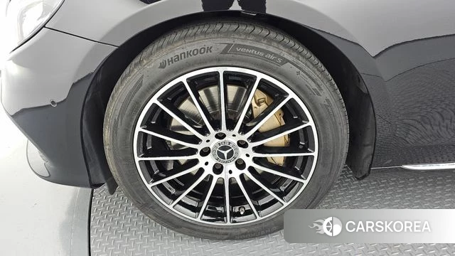 Mercedes-Benz E-Class W213 id 4895115 из Кореи 26
