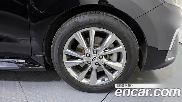 Kia The New Carnival id 2660280 из Кореи 15