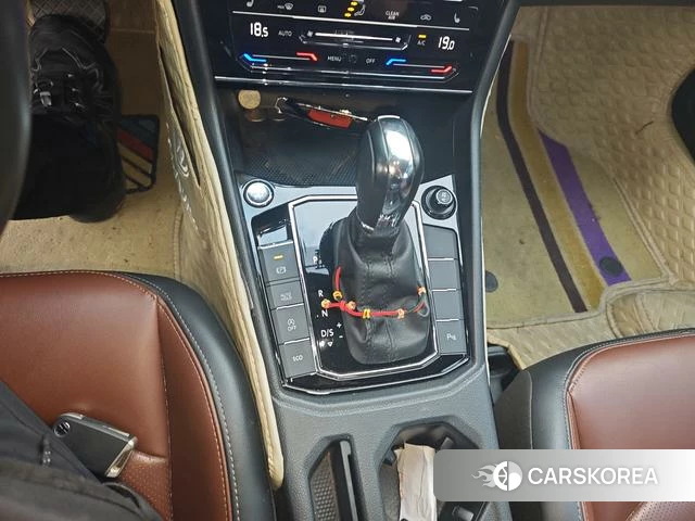 Volkswagen Lavida id 4387334 из Китая 16