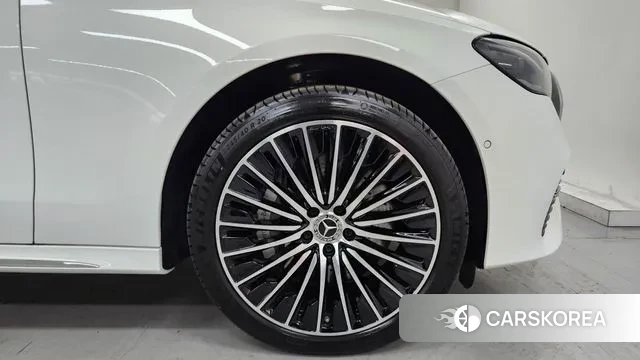 Mercedes-Benz E-Class W214 id 3036333 из Кореи 15