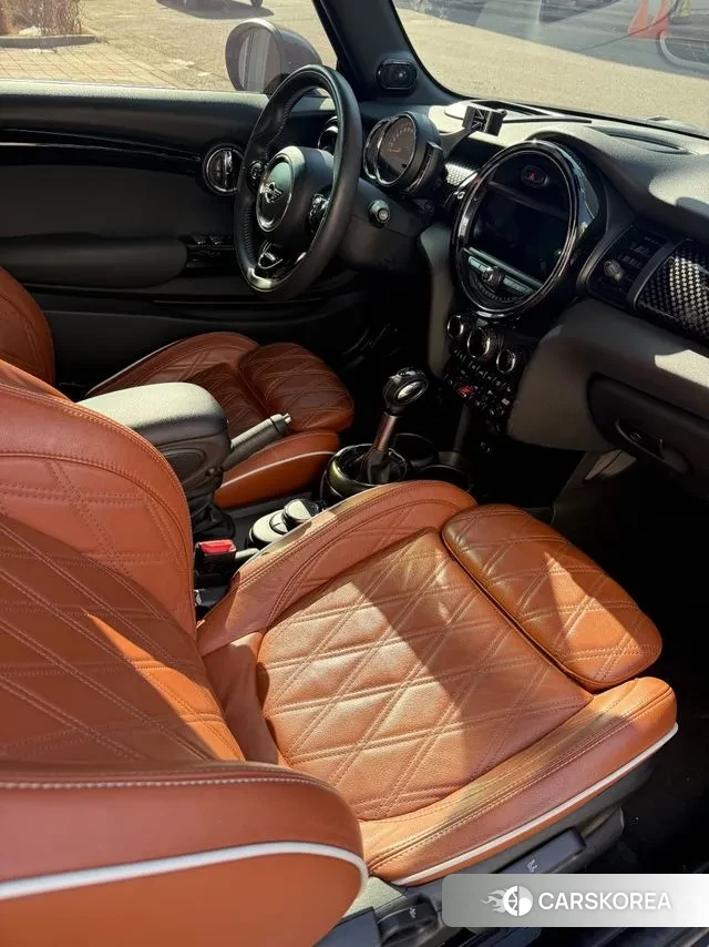 Mini Cooper S Convertible 2018 Черный из Кореи, фото 5