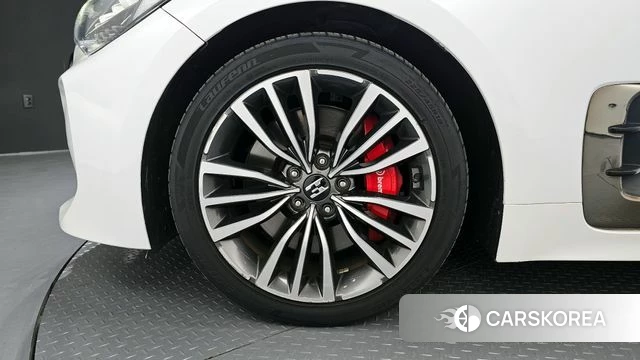 Kia Stinger id 4269381 из Кореи 27