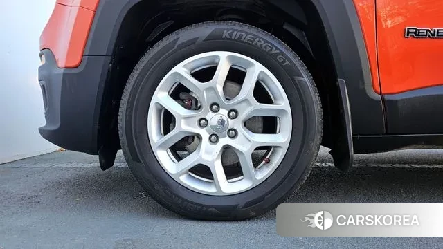 Jeep Renegade id 3429365 из Кореи 15