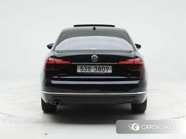 Volkswagen The New Passat id 3766599 из Кореи 15