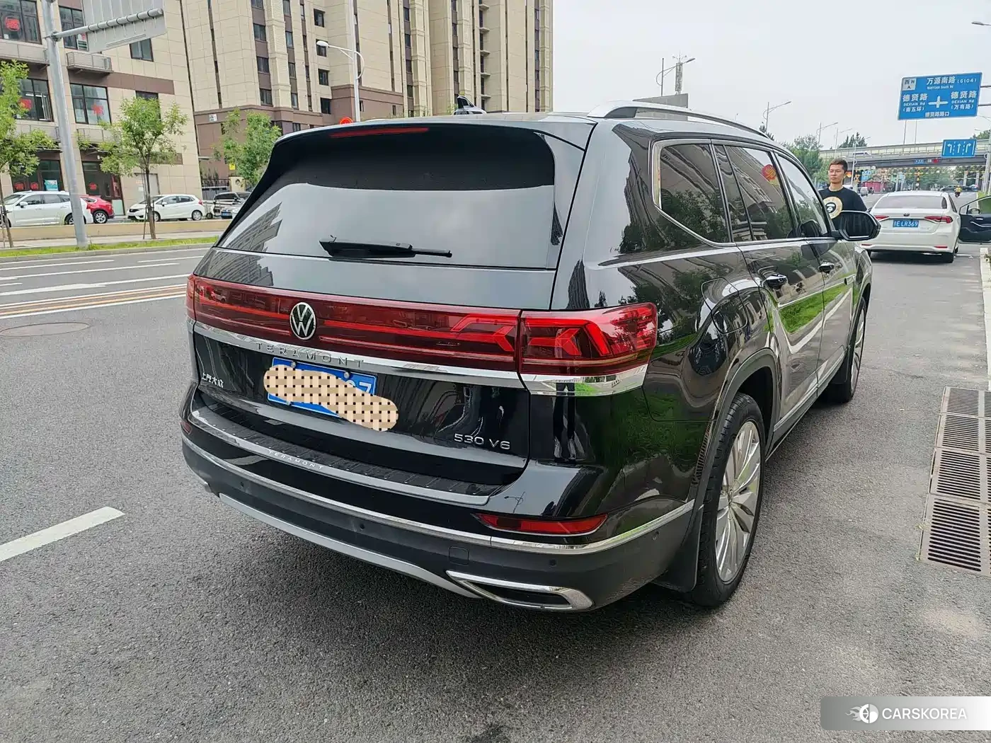 Volkswagen Touareg 2023 Черный из Китая, фото 5