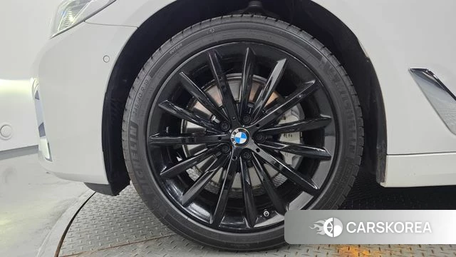 BMW 5 Series (G30) id 4422267 из Кореи 15