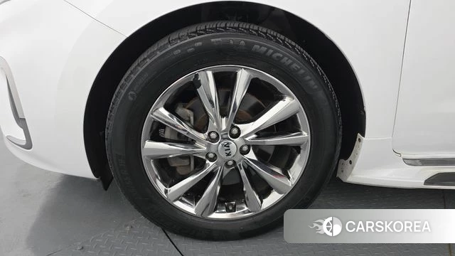 Kia The New Carnival id 3905658 из Кореи 15