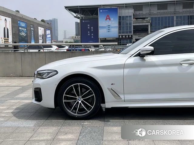 BMW 5 series id 4277955 из Китая 13