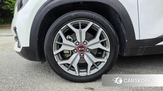 Kia Seltos id 4620200 из Кореи 15