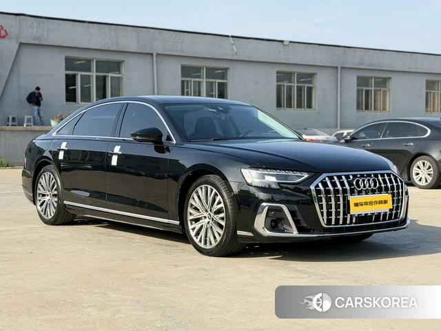 Audi A8 2022 Черный из Китая, фото 5