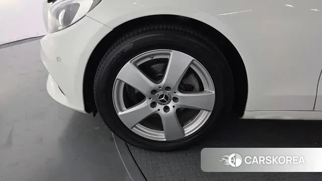 Mercedes-Benz C-Class W205 id 3622663 из Кореи 15