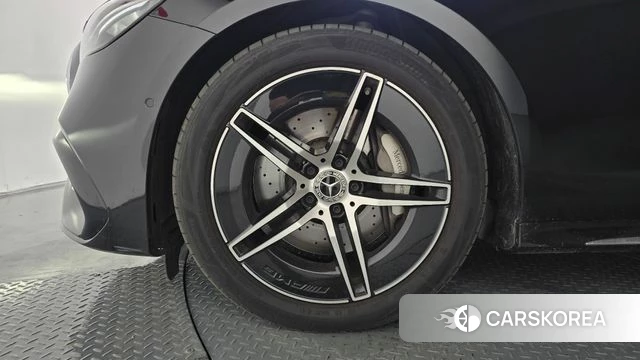 Mercedes-Benz E-Class W214 id 4634987 из Кореи 27