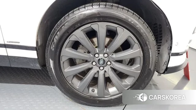 Land Rover Range Rover Velar id 3713147 из Кореи 15