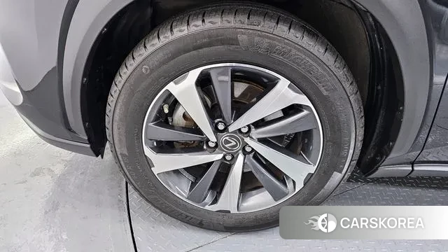 Lexus NX300h id 3692054 из Кореи 15