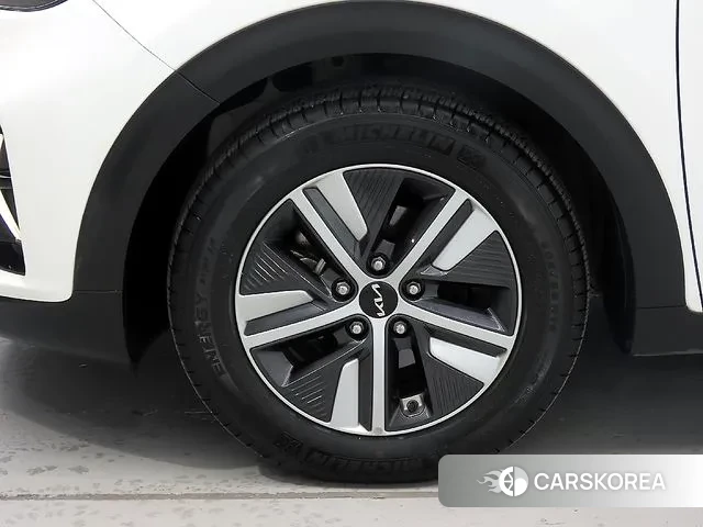 Kia The New Niro id 3317903 из Кореи 15