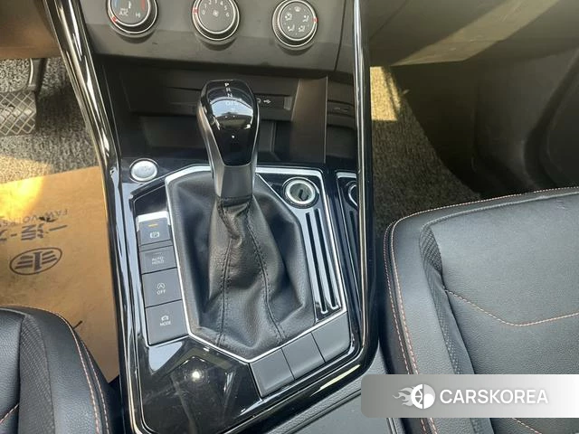 Volkswagen Tanyue 2021 Черный из Китая, фото 5