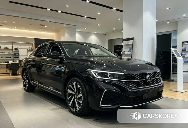 Volkswagen Passat 2021 Черный из Китая, фото 5
