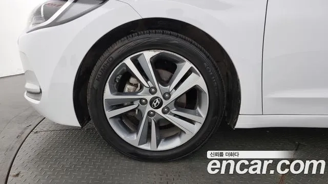 Hyundai Avante AD id 2933015 из Кореи 15