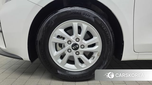 Kia Come New K3 id 3905548 из Кореи 15