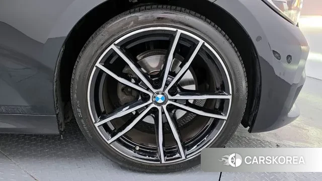 BMW 3 Series (G20) id 3546323 из Кореи 15