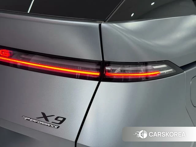 Xiaopeng Motors Xiaopeng X9 2025 Темно-серый из Китая, фото 5