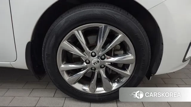 Kia The New Carnival id 2990631 из Кореи 15