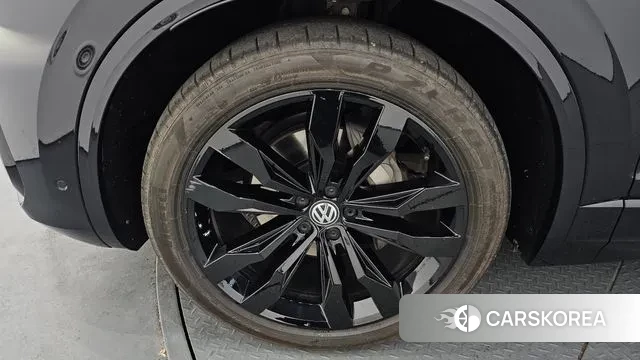 Volkswagen Touareg 3rd generation id 3494129 из Кореи 14