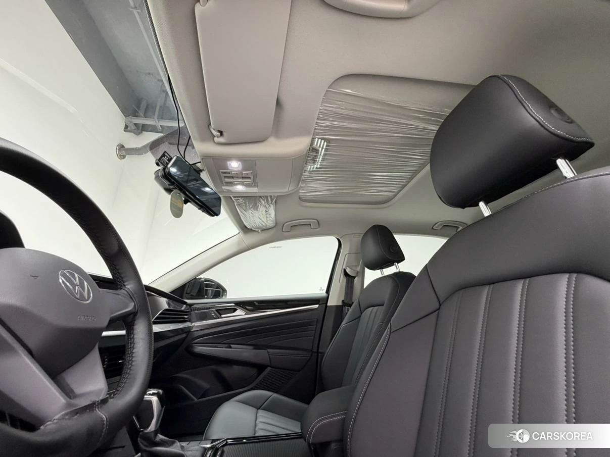 Volkswagen Passat PHEV id 4407599 из Китая 13