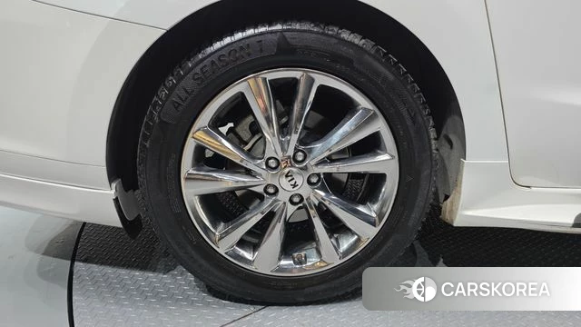 Kia The New Carnival id 3905537 из Кореи 15