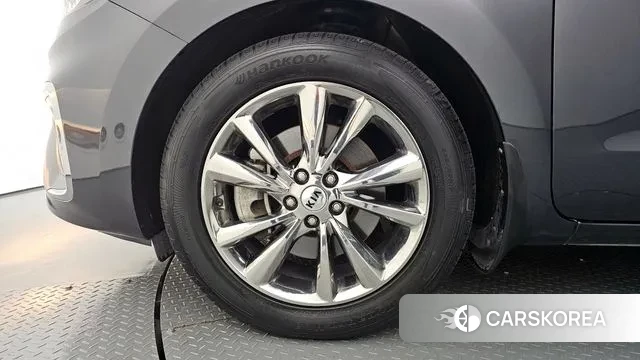 Kia The New Carnival id 2940920 из Кореи 15