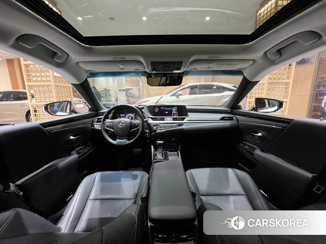 Lexus ES id 4213465 из Китая 13