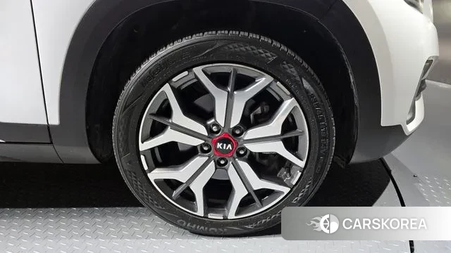 Kia Seltos id 3621335 из Кореи 15